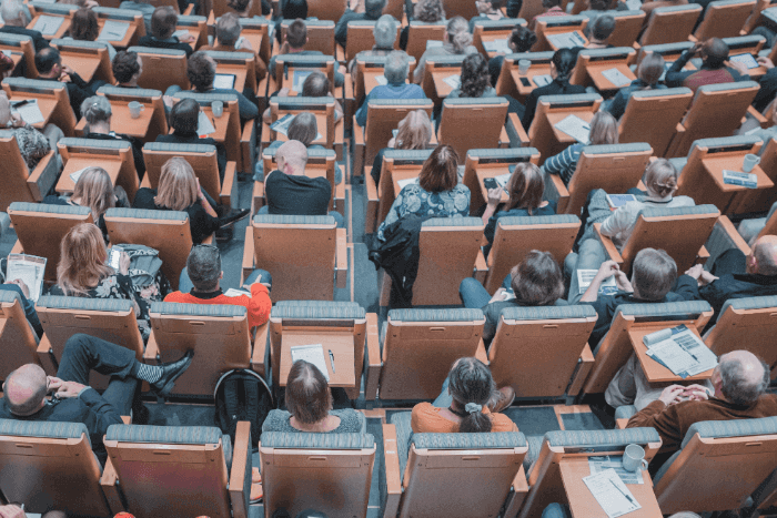 Postgraduate students in the UK Postgraduate students in the UK