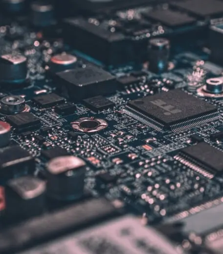 Discover Technology Academy for 12-14 year old students.