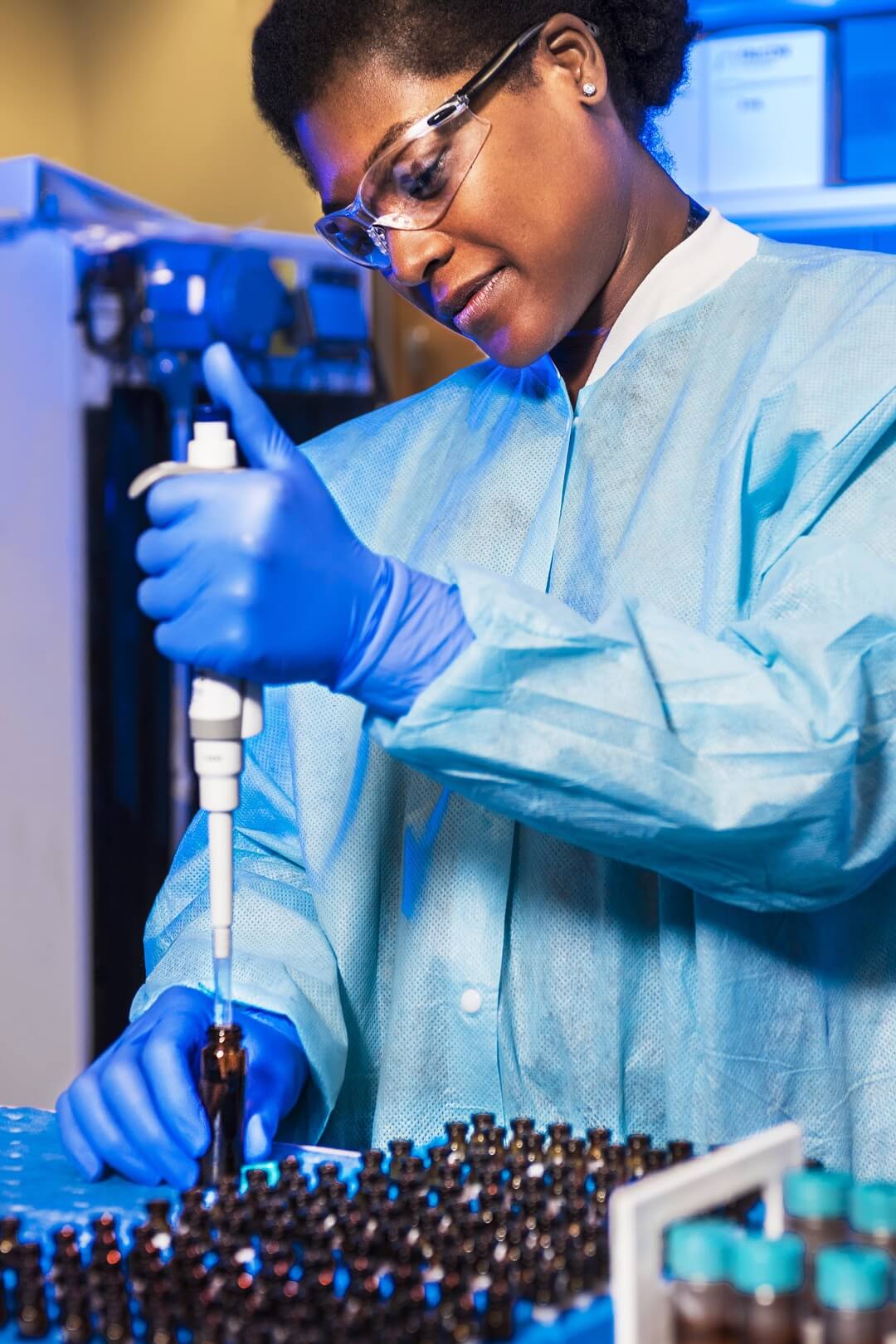 A UK doctor working in a medical science clinic.