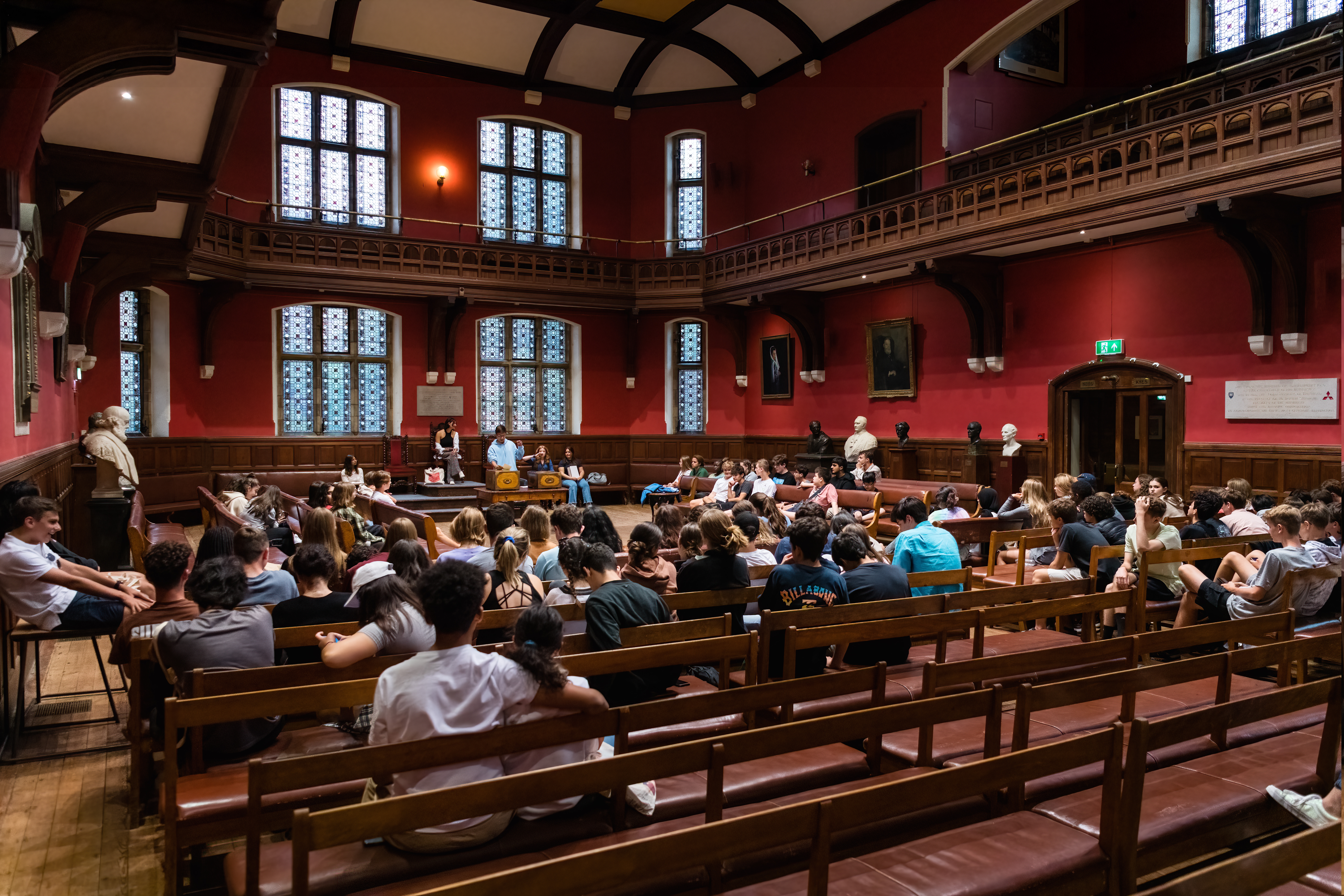Oxford Union: A Legacy of Debate & Distinguished Speakers